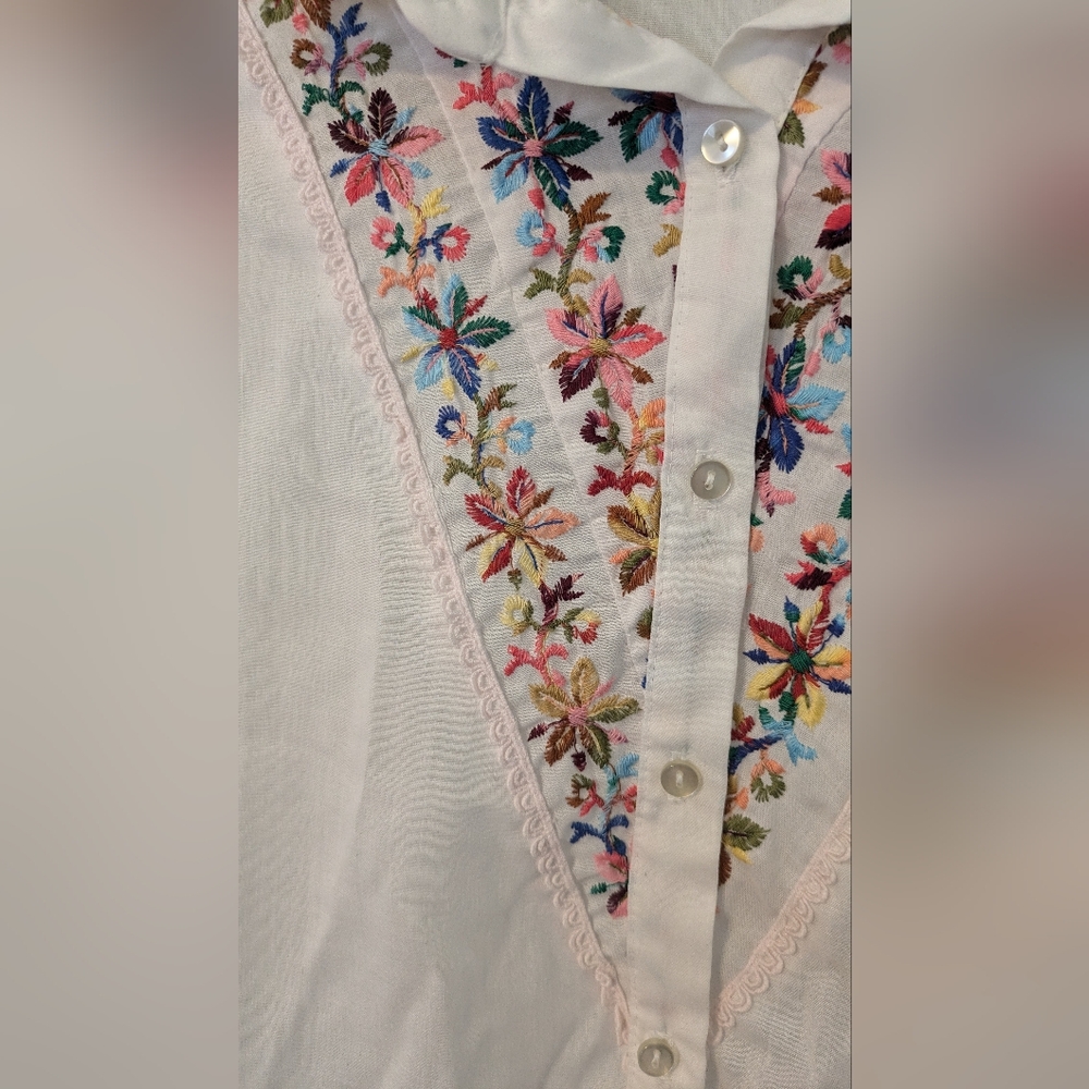70s Embroidered Hungarian Style Blouse - image 3